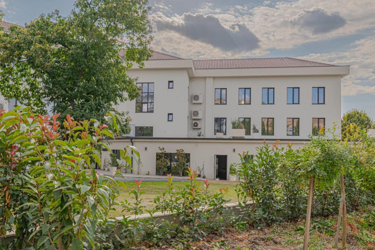 Hotel Osetia Garden Momčilgrad Exteriér fotografie